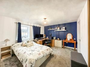 Photo 6- click for photo gallery